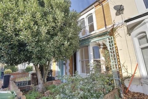 Laburnum Grove, Portsmouth, Hampshire, PO2 0HQ