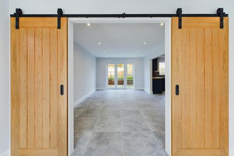 4 bedroom detached house for sale, Seaview Crescent, Sheringham