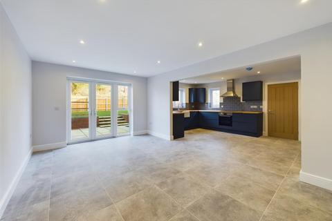 4 bedroom detached house for sale, Seaview Crescent, Sheringham