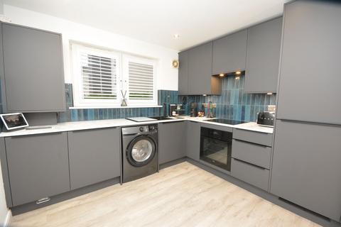 2 bedroom flat for sale, Crookston Court, Larbert, FK5