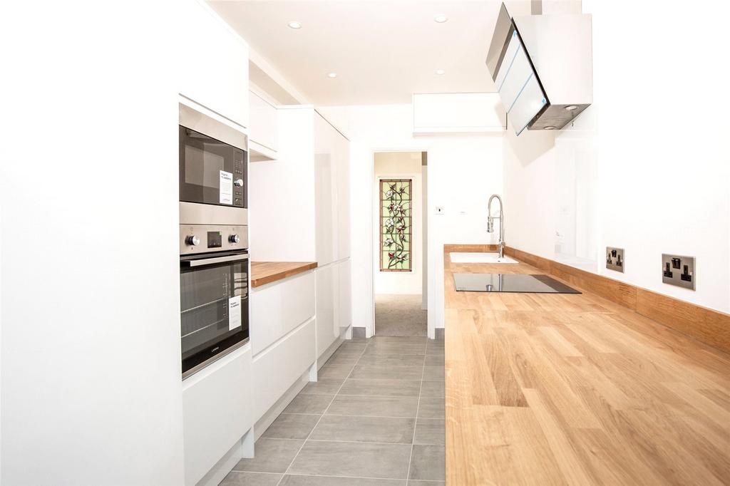 Picture No. 04