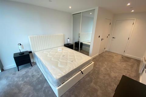 2 bedroom apartment to rent, Trinity Way, Manchester, M3