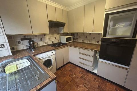 3 bedroom semi-detached house for sale, Phyllis Street, Manchester M24