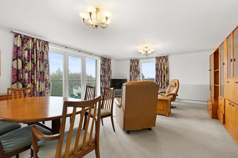 undefined, Lapwing Road, 2/1 5 Lapwing Road, PA4