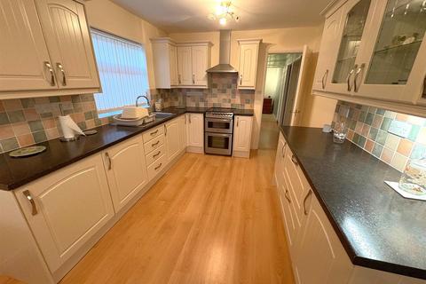 2 bedroom semi-detached bungalow for sale, Blenheim Road, Wroughton, Swindon