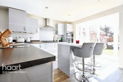 undefined, Knight Close, Burton-On-Trent