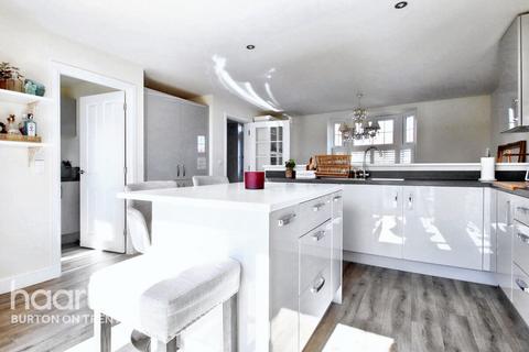 undefined, Knight Close, Burton-On-Trent