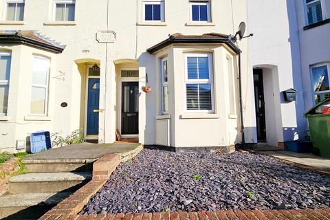 3 bedroom terraced house for sale, Newport road, Aldershot