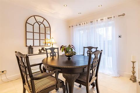 4 bedroom semi-detached house for sale, High Road, North Weald