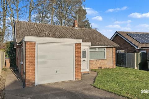 2 bedroom detached bungalow for sale, St. Peters Avenue, Church Warsop, NG20