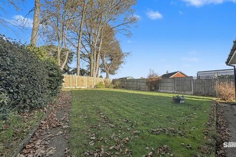 2 bedroom detached bungalow for sale, St. Peters Avenue, Church Warsop, NG20