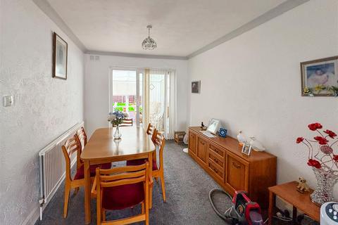 undefined, Selwyn Avenue, Littlehampton BN17
