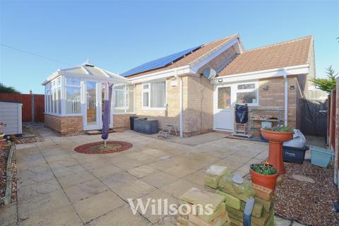2 bedroom detached bungalow for sale, Park View, Sutton-On-Sea, Mablethorpe