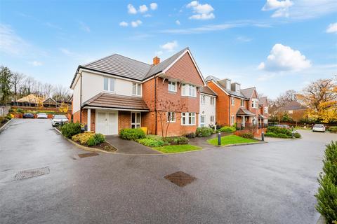 undefined, Outwood Lane, Chipstead, Coulsdon