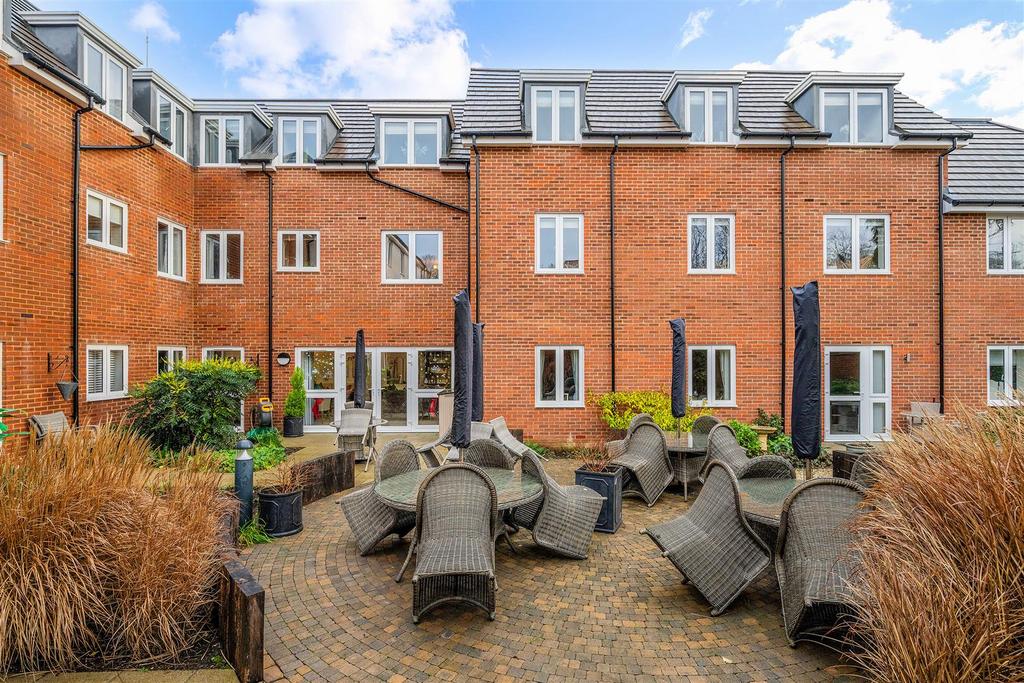 GOLDFINCH HOUSE, FLAT 3  (7).jpg