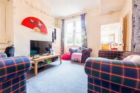 undefined, Cartington Terrace, Heaton