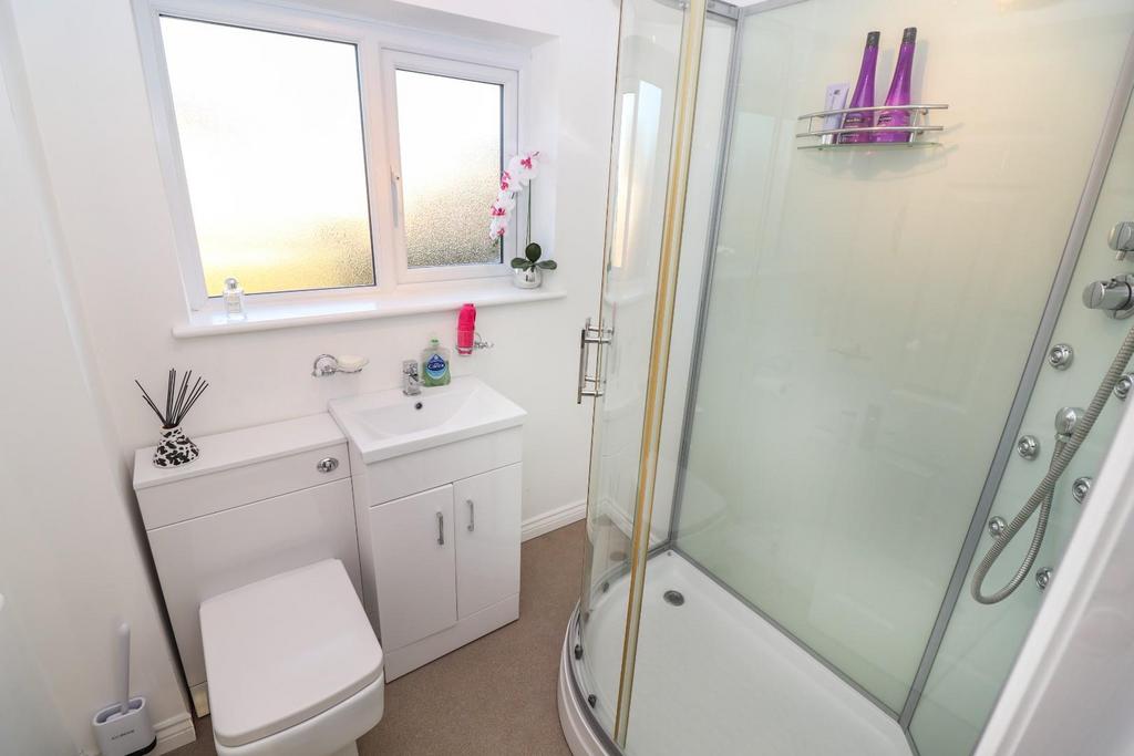 Shower Room / WC