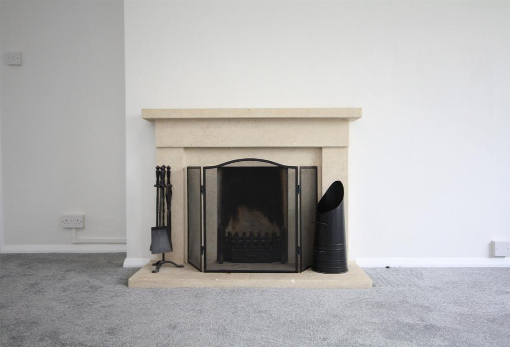 .fireplace.JPG