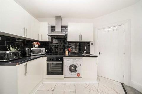 2 bedroom flat for sale, Marshalsea Road, London SE1