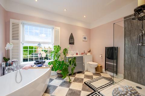 3 bedroom terraced house for sale, Wales Lane, Barton-under-needwood, DE13