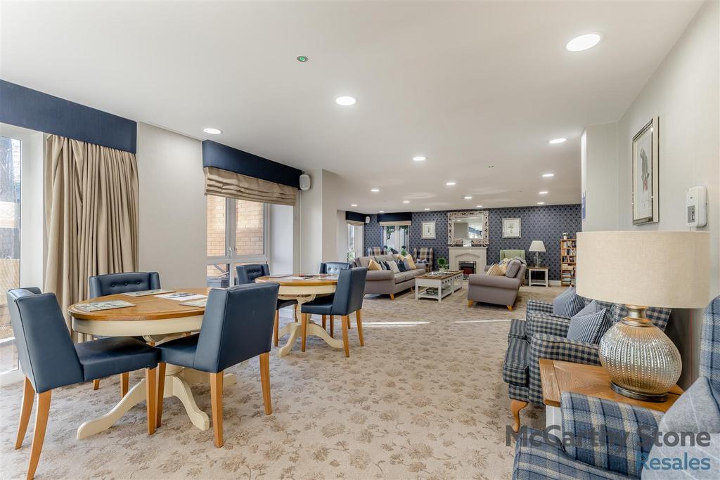 8671958-interior01.jpg