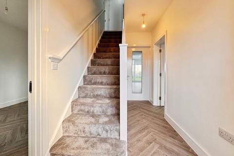 4 bedroom detached bungalow to rent, Southend Road, Rochford
