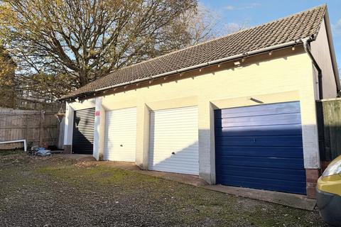 Garage to rent - Palmerston Drive, Exeter, EX4