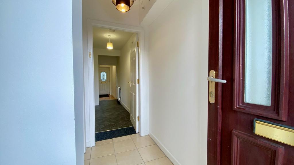 Front porch & entrance hall