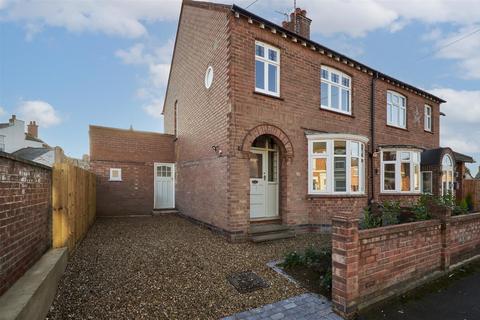 3 bedroom semi-detached house for sale, Pytchley Road, Rushden