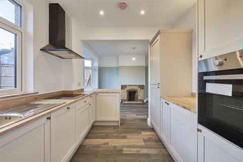 3 bedroom semi-detached house for sale, Pytchley Road, Rushden