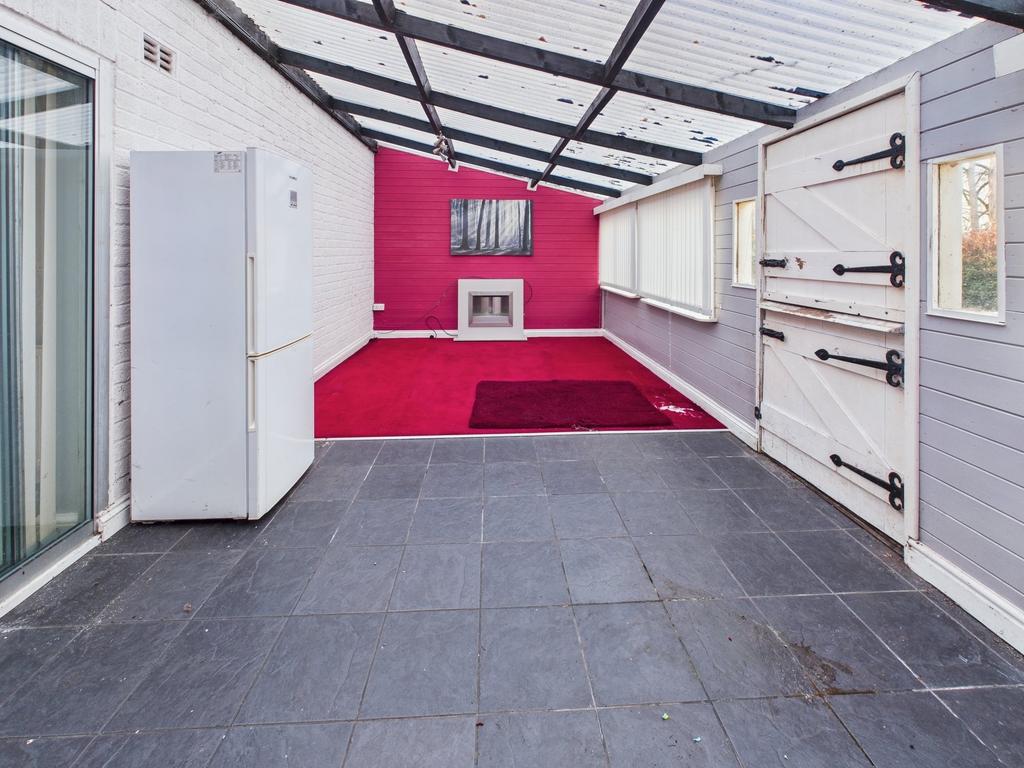 Garden room
