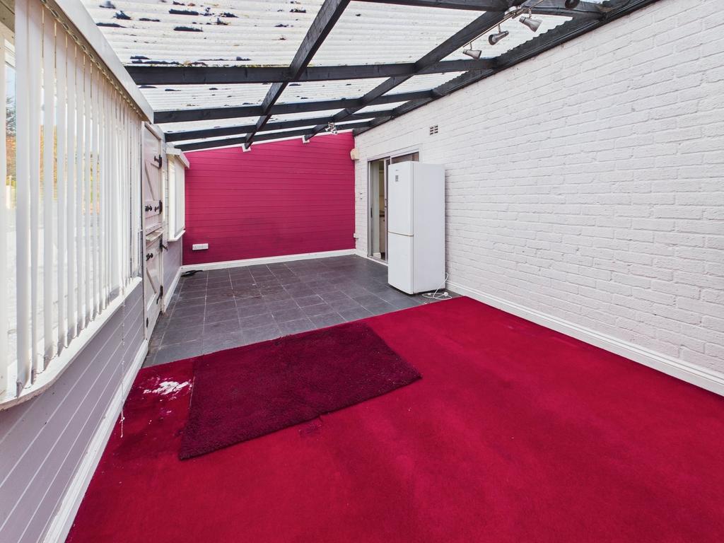 Garden room