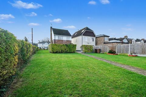 3 bedroom detached house to rent, Writtle Road, Chelmsford CM1