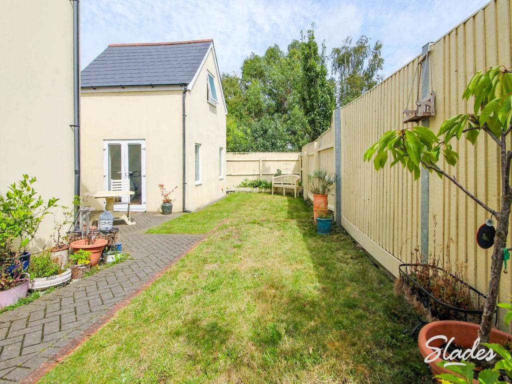 40 a naseby garden ma