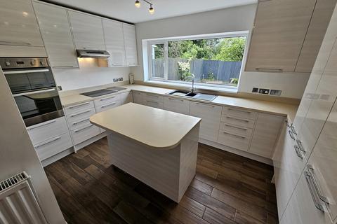 undefined, Fieldway, Weaverham, Northwich, Cheshire, CW8