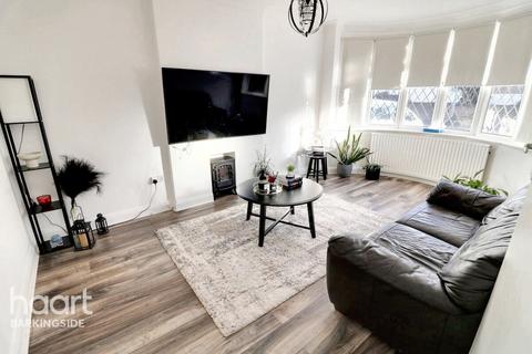 undefined, Peaketon Avenue, Redbridge