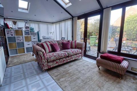 4 bedroom detached house for sale, Clacton on Sea CO15