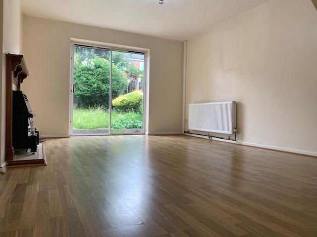 Living Room.jpg