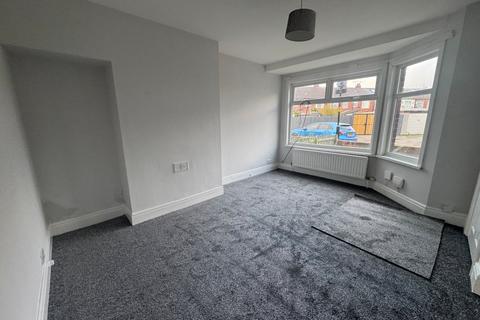 2 bedroom terraced house to rent, Luton Road, Hull, East Yorkshire, HU5