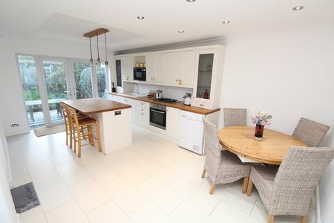 3 bedroom townhouse for sale, Blaby Road, Leicester LE19