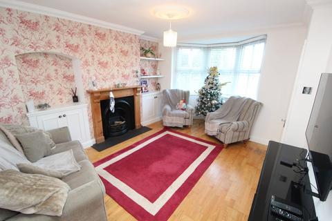 3 bedroom townhouse for sale, Blaby Road, Leicester LE19