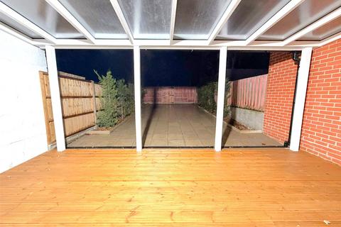 undefined, Cleveley Crescent, London, W5