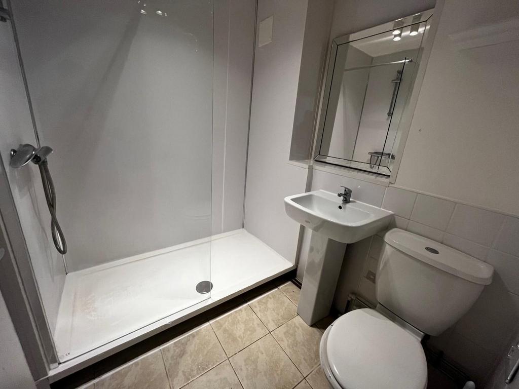 Shower Room.jpg