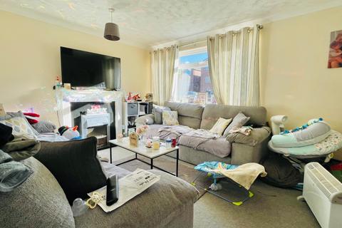 undefined, HOMER CLOSE, ROWNER, GOSPORT. AUCTION GUIDE PRICE £100,000.