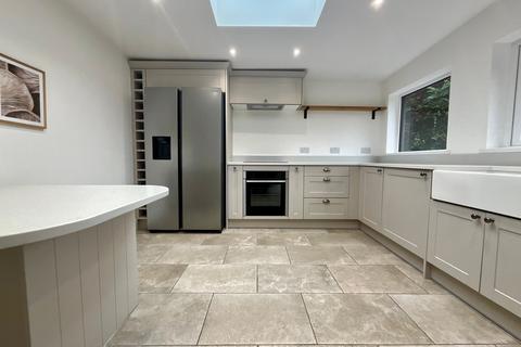 3 bedroom bungalow for sale, Pontypool NP4