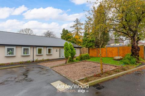 2 bedroom semi-detached bungalow for sale, Spies Gardens, Halesowen B62