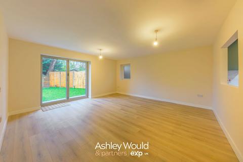 2 bedroom semi-detached bungalow for sale, Spies Gardens, Halesowen B62