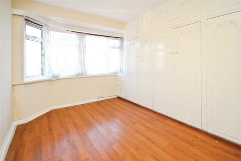 undefined, Whalebone Lane South, Dagenham, RM8