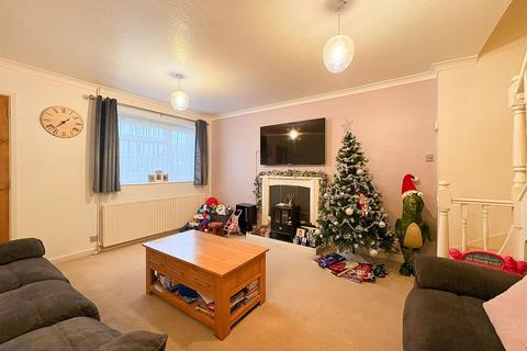 2 bedroom semi-detached house for sale, Burdocks Drive, Burgess Hill