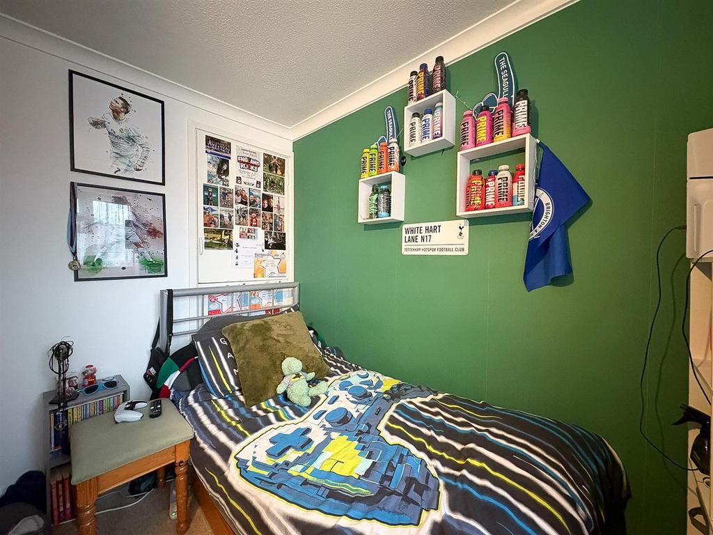 Bedroom2-1.jpg